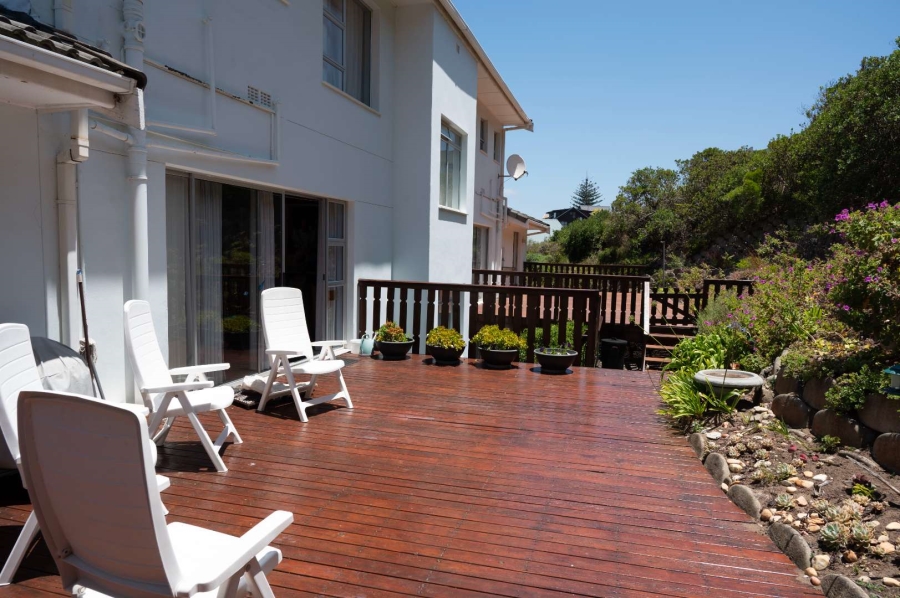 8 Bedroom Property for Sale in Brenton On Sea Western Cape